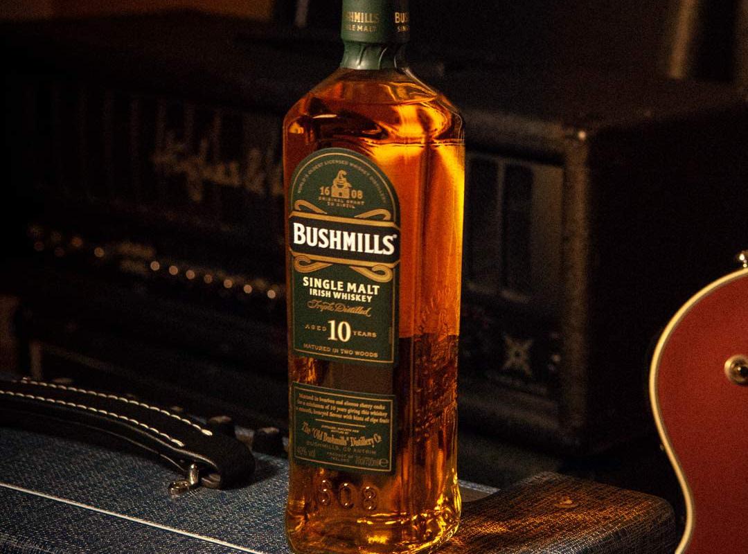 Image décrivant le produit Bushmills 10 ans qui fait partie des Whiskies
